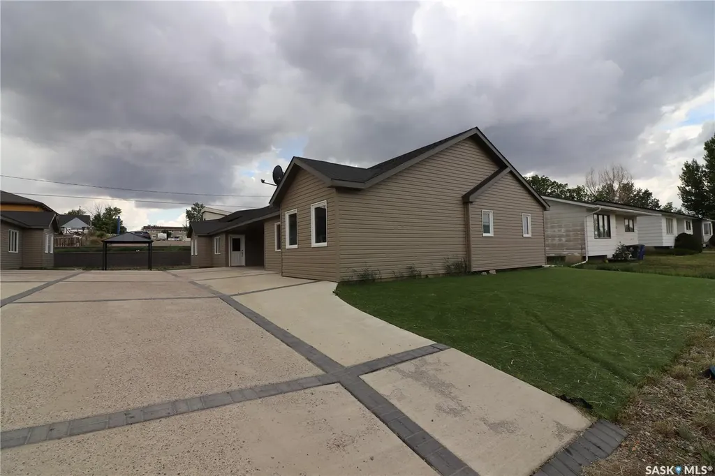 55 And 65 Atlantic Avenue Kerrobert SK S0L 1R0