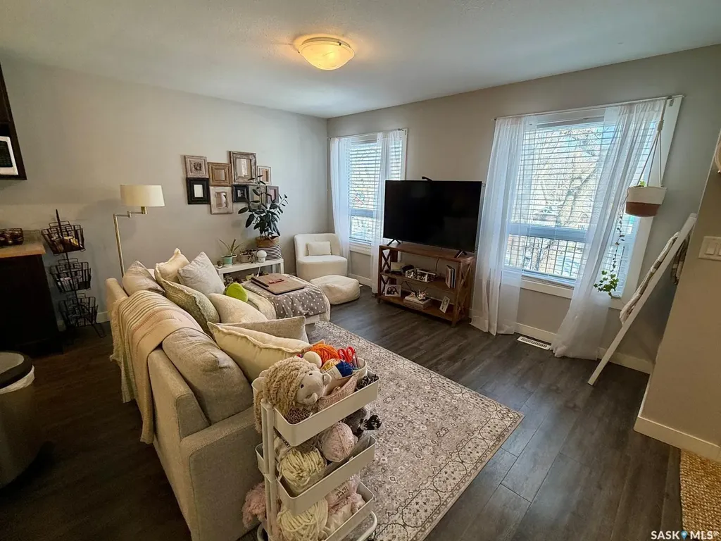 2264 Montreal Street Regina SK S4P 1L6