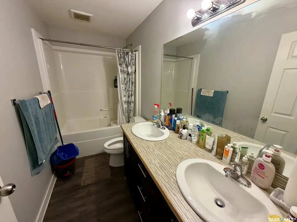 2264 Montreal Street Regina SK S4P 1L6