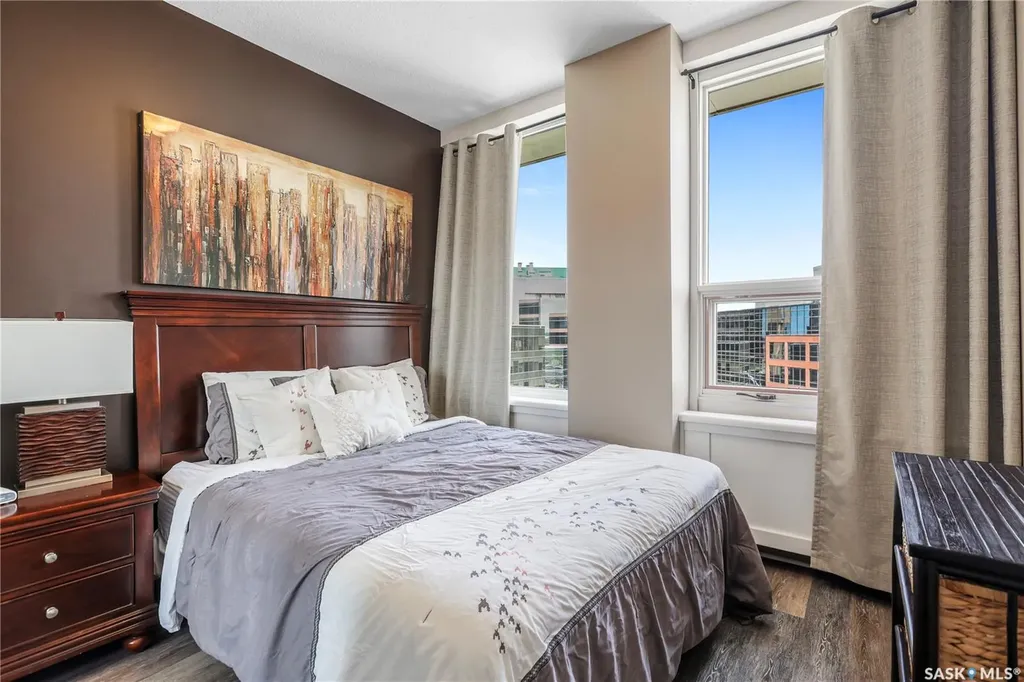 1867 Hamilton Street Regina SK S4P 2C2