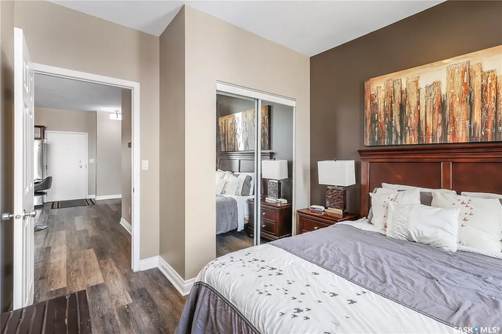 1867 Hamilton Street Regina SK S4P 2C2