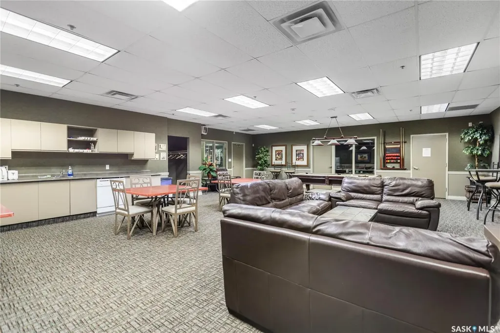 1867 Hamilton Street Regina SK S4P 2C2