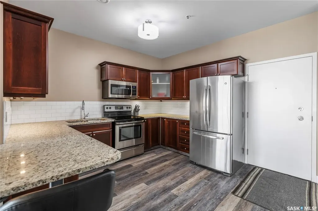 1867 Hamilton Street Regina SK S4P 2C2