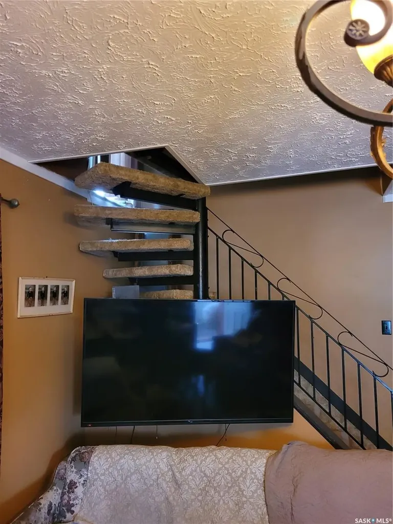 105 Amherst Street Govan SK S0G 1Z0