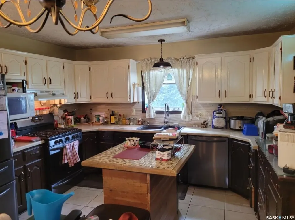 105 Amherst Street Govan SK S0G 1Z0