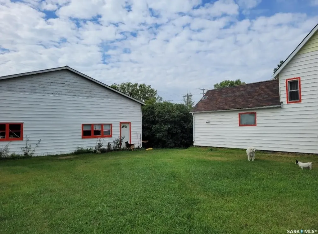 105 Amherst Street Govan SK S0G 1Z0