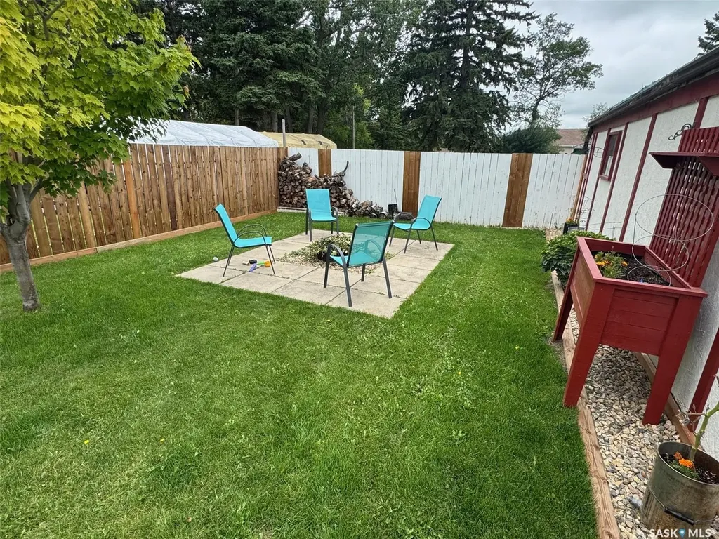 202 2nd Avenue Spalding SK S0K 4C0