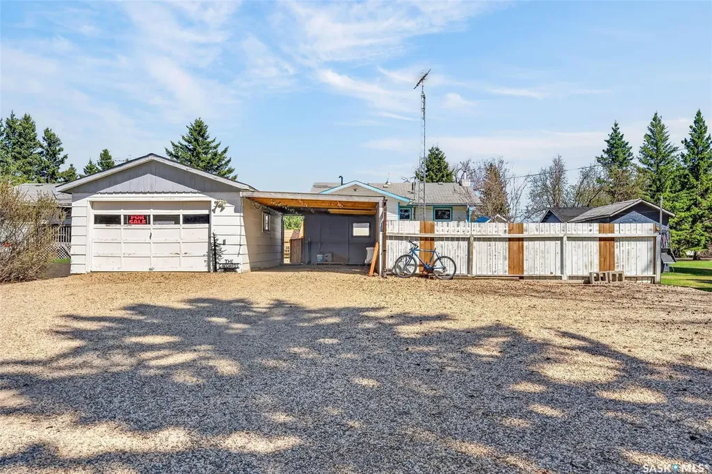 202 2nd Avenue Spalding SK S0K 4C0