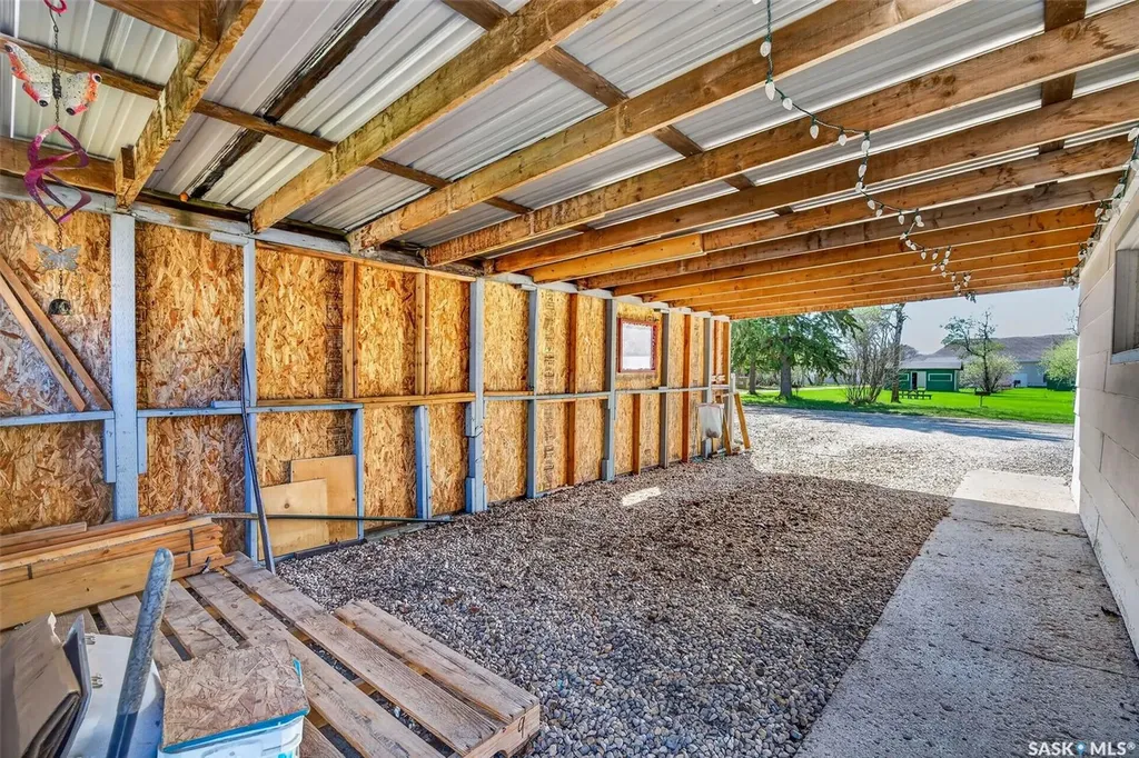 202 2nd Avenue Spalding SK S0K 4C0