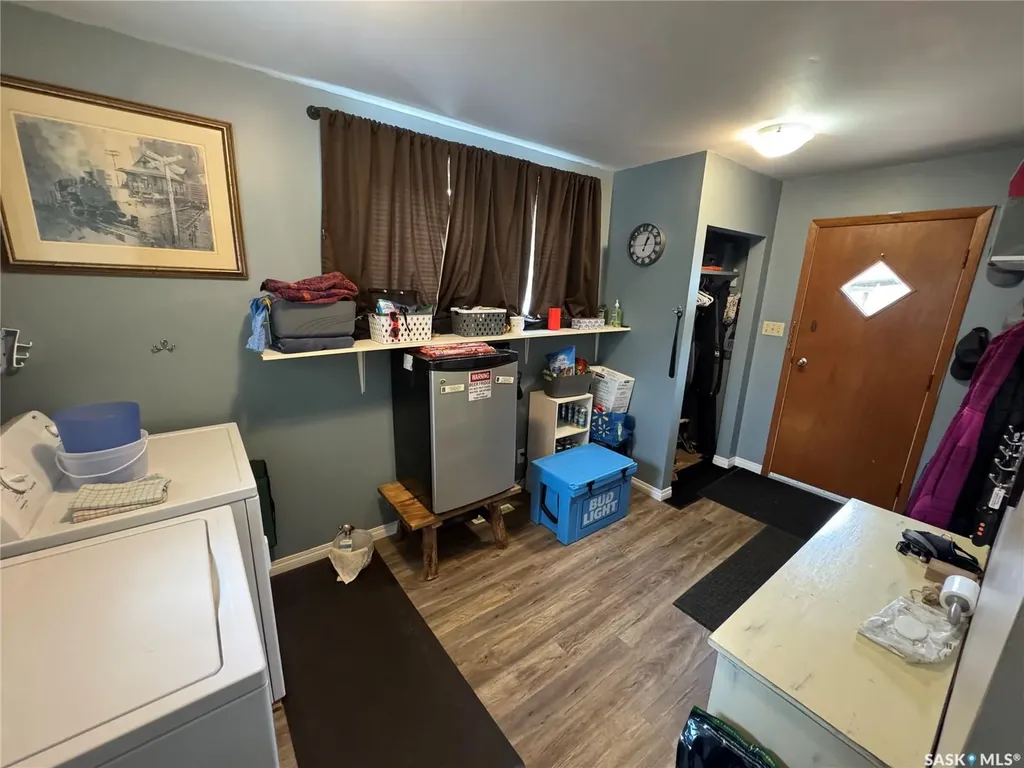 202 2nd Avenue Spalding SK S0K 4C0