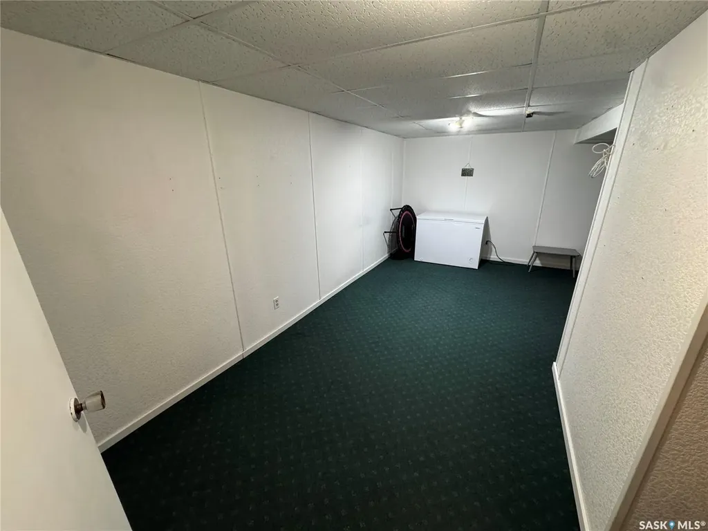 202 2nd Avenue Spalding SK S0K 4C0