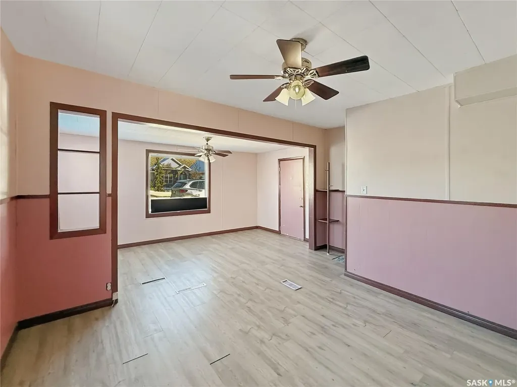 96 10th Avenue NE Swift Current SK S9H 2T2