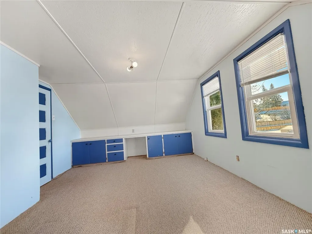 96 10th Avenue NE Swift Current SK S9H 2T2