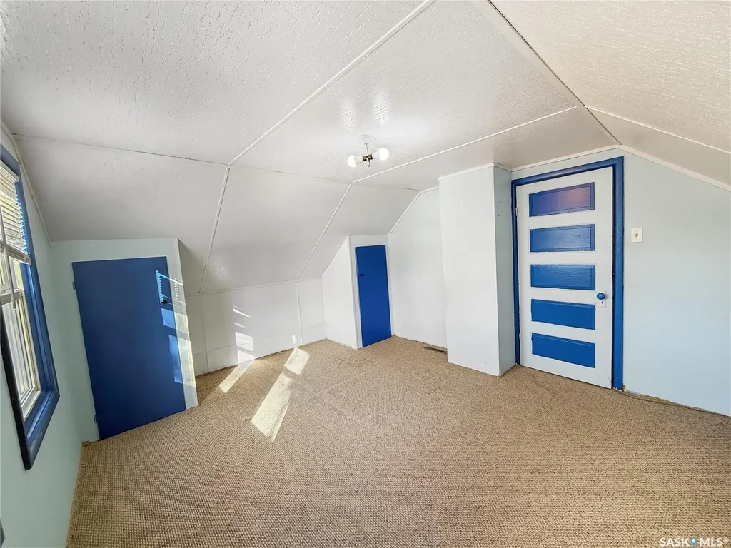 96 10th Avenue NE Swift Current SK S9H 2T2