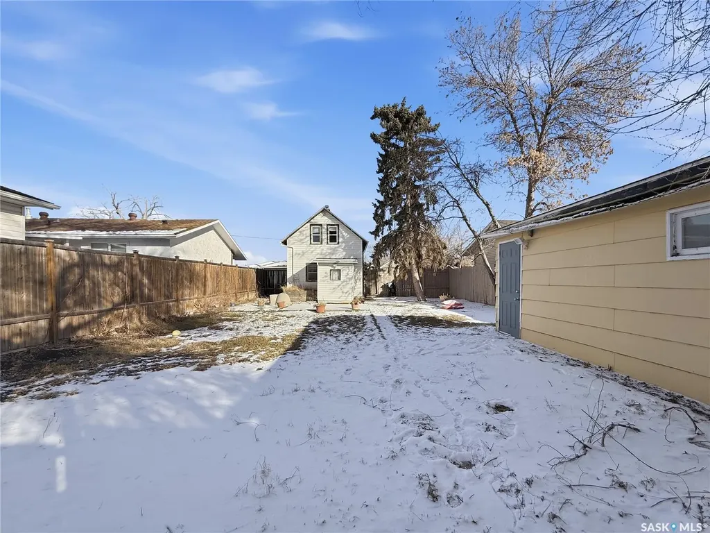 96 10th Avenue NE Swift Current SK S9H 2T2