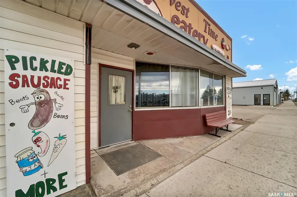 113 Railway Avenue W Watson SK S0K 4V0