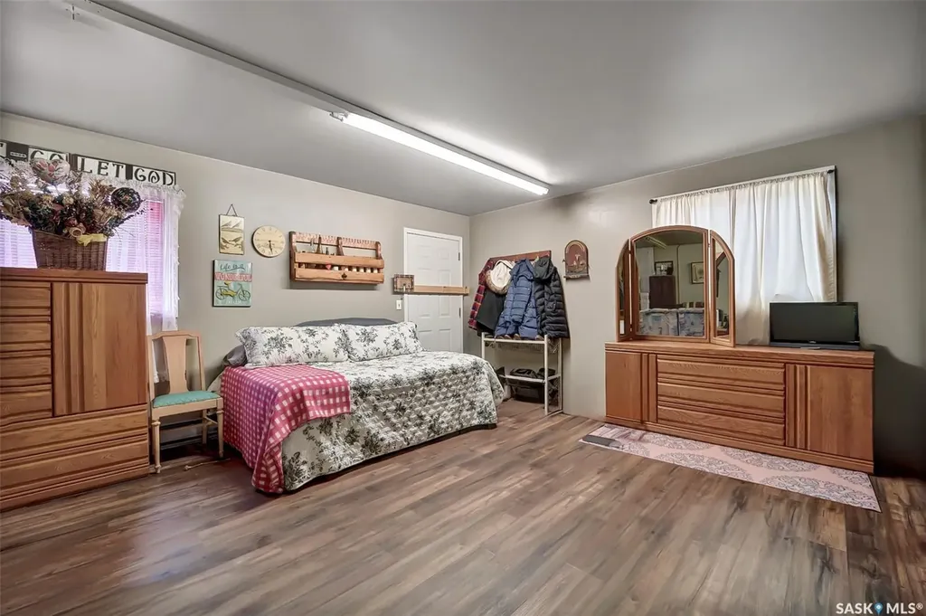 113 Railway Avenue W Watson SK S0K 4V0
