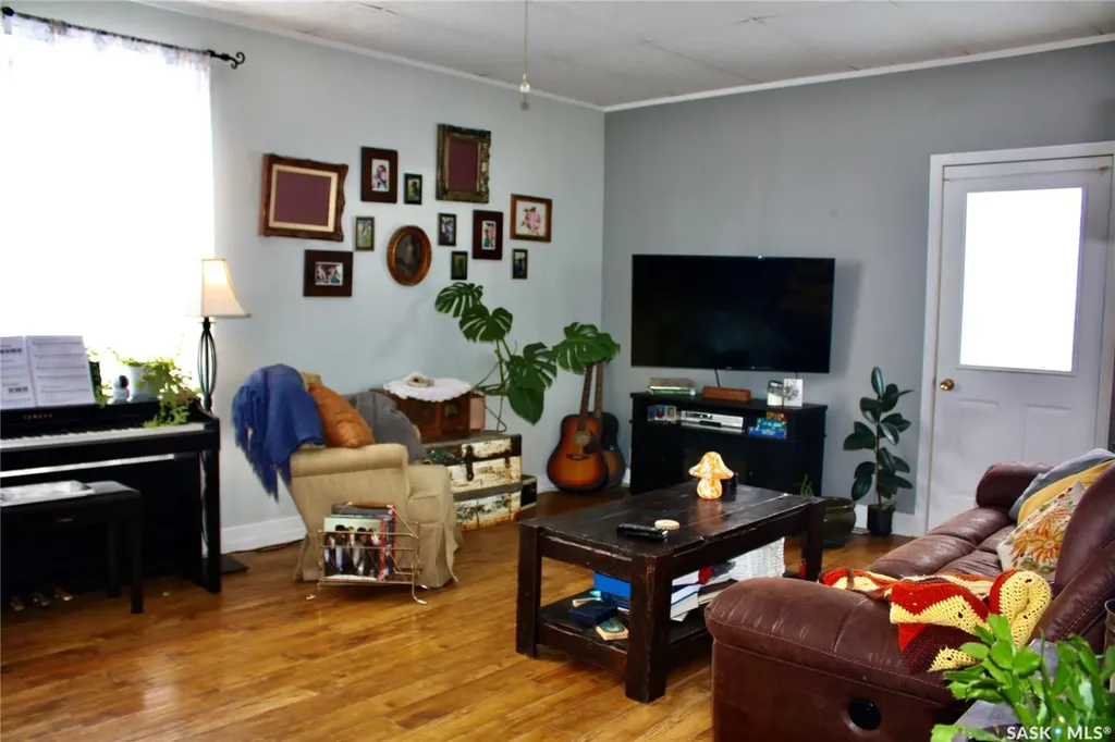 200 3rd Street Dundurn SK S0K 1K0