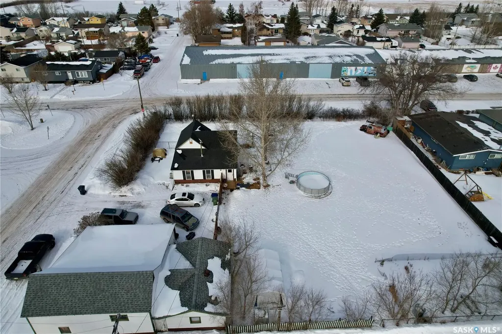 200 3rd Street Dundurn SK S0K 1K0