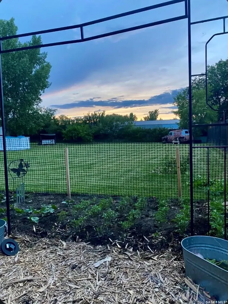 200 3rd Street Dundurn SK S0K 1K0