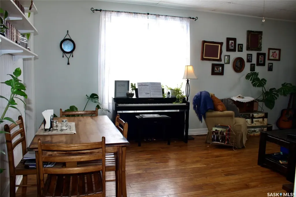 200 3rd Street Dundurn SK S0K 1K0