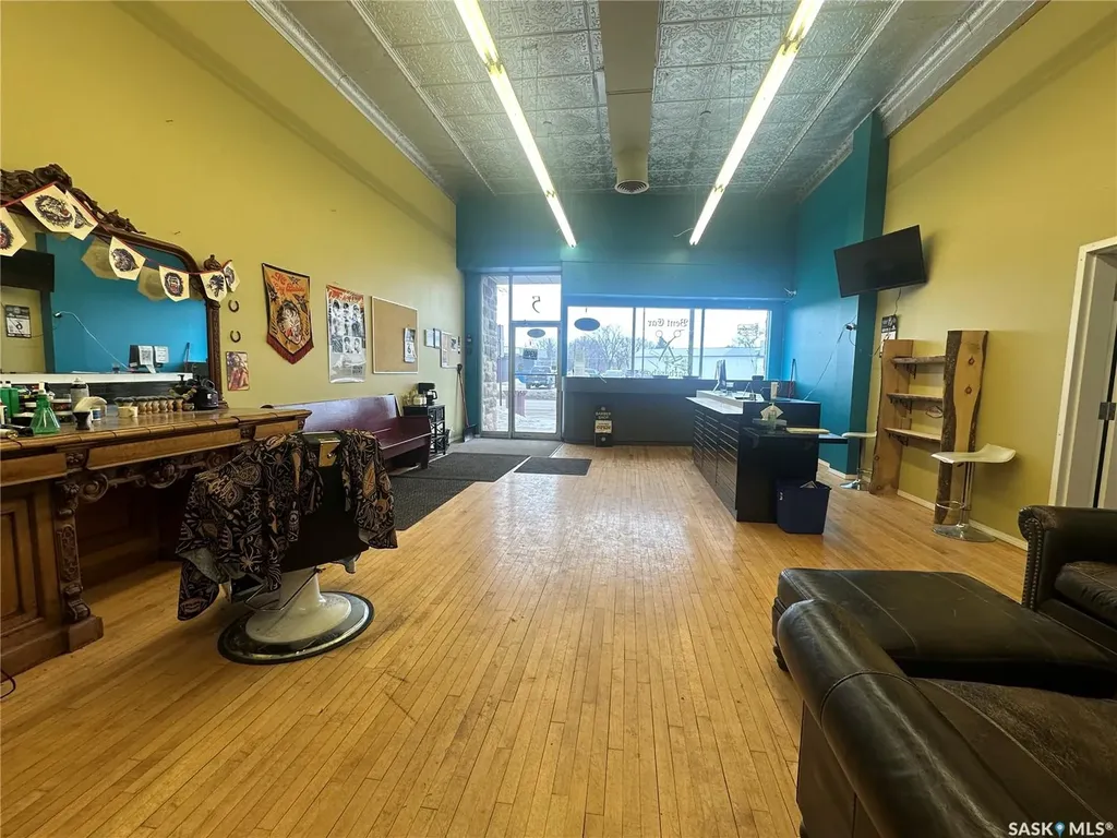 7 Broadway Street W Yorkton SK S3N 0L3