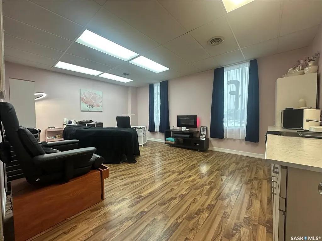 7 Broadway Street W Yorkton SK S3N 0L3