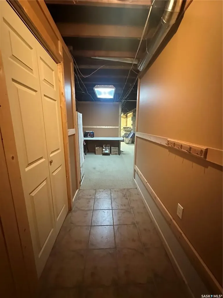 7 Broadway Street W Yorkton SK S3N 0L3