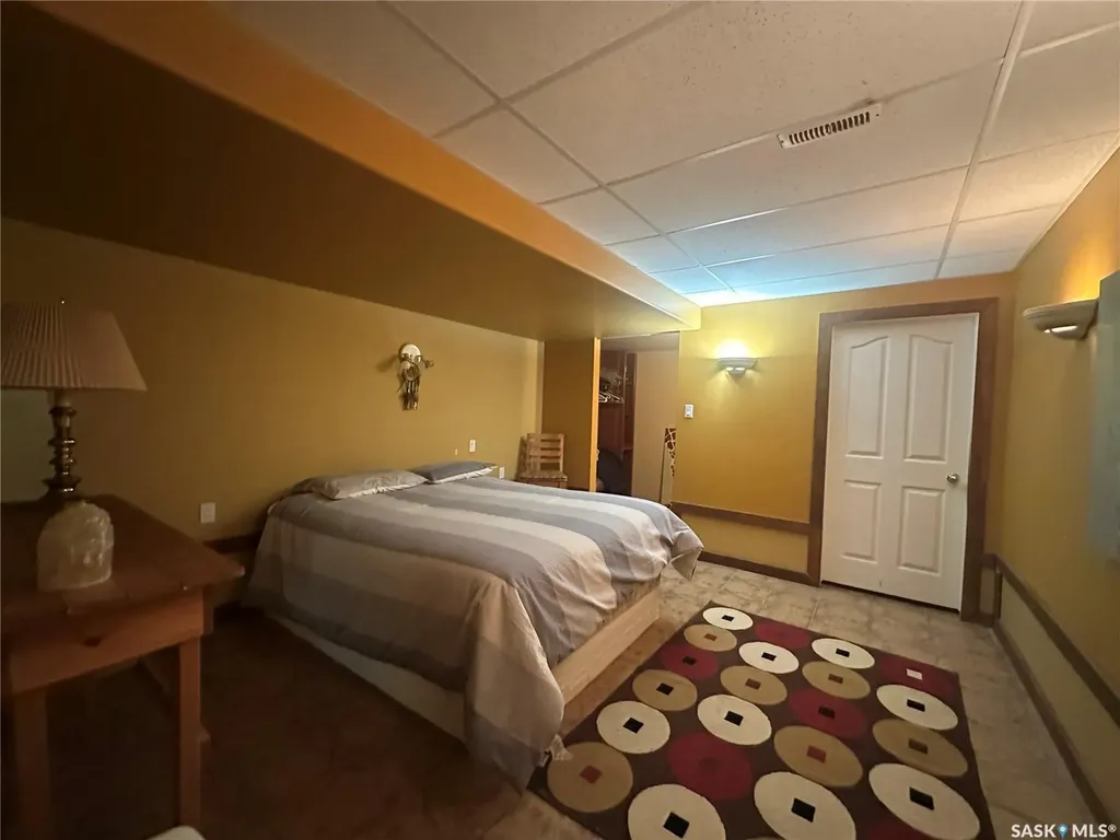 7 Broadway Street W Yorkton SK S3N 0L3