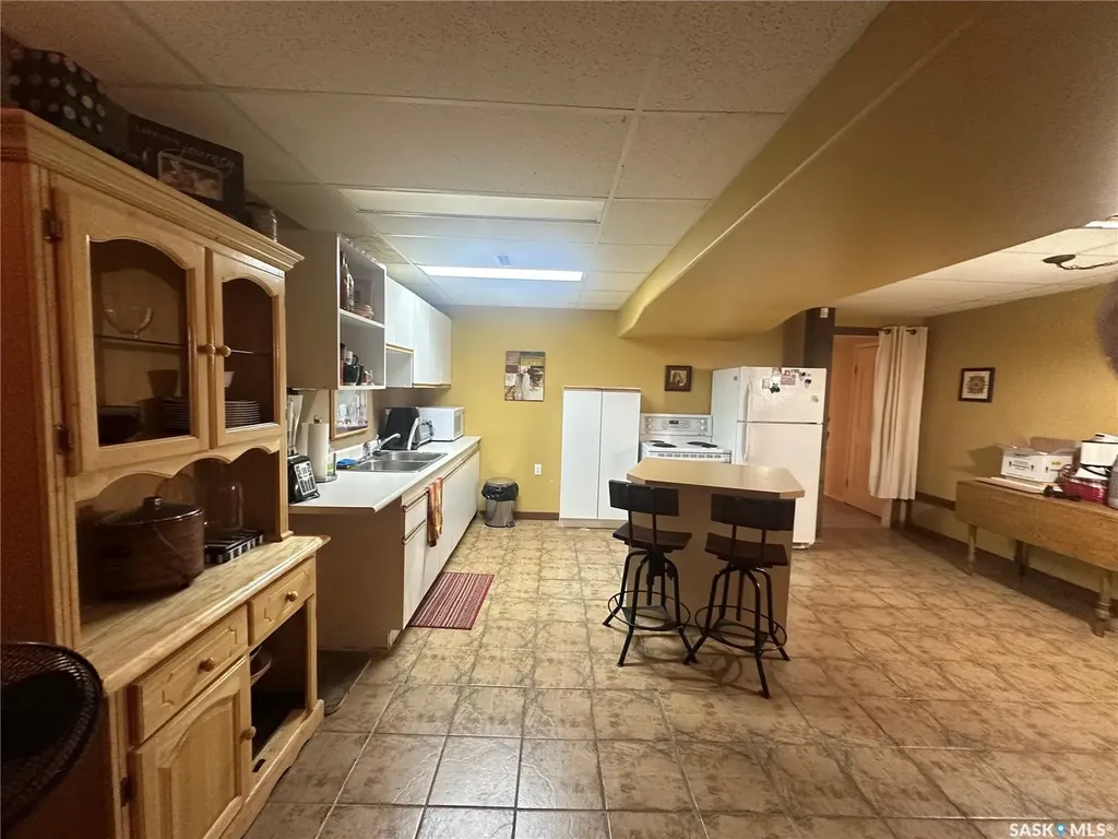7 Broadway Street W Yorkton SK S3N 0L3