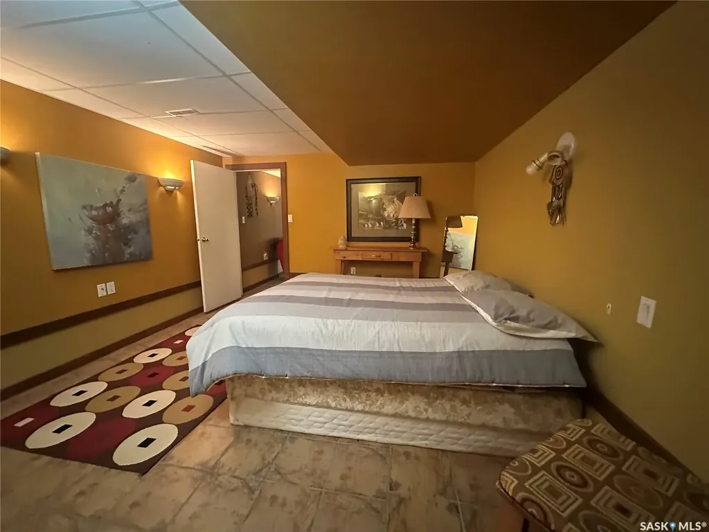 7 Broadway Street W Yorkton SK S3N 0L3