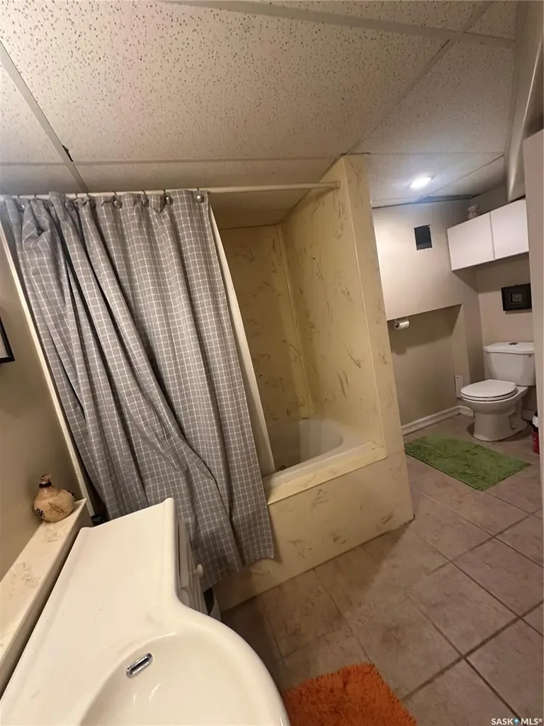 7 Broadway Street W Yorkton SK S3N 0L3