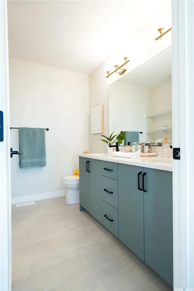 202 Yuel Lane Saskatoon SK S7W 1N7