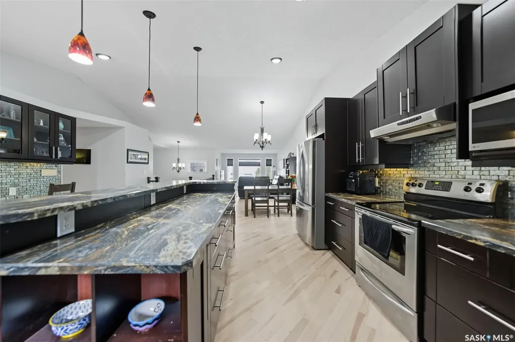 101 6th Avenue W Watrous SK S0K 4T0