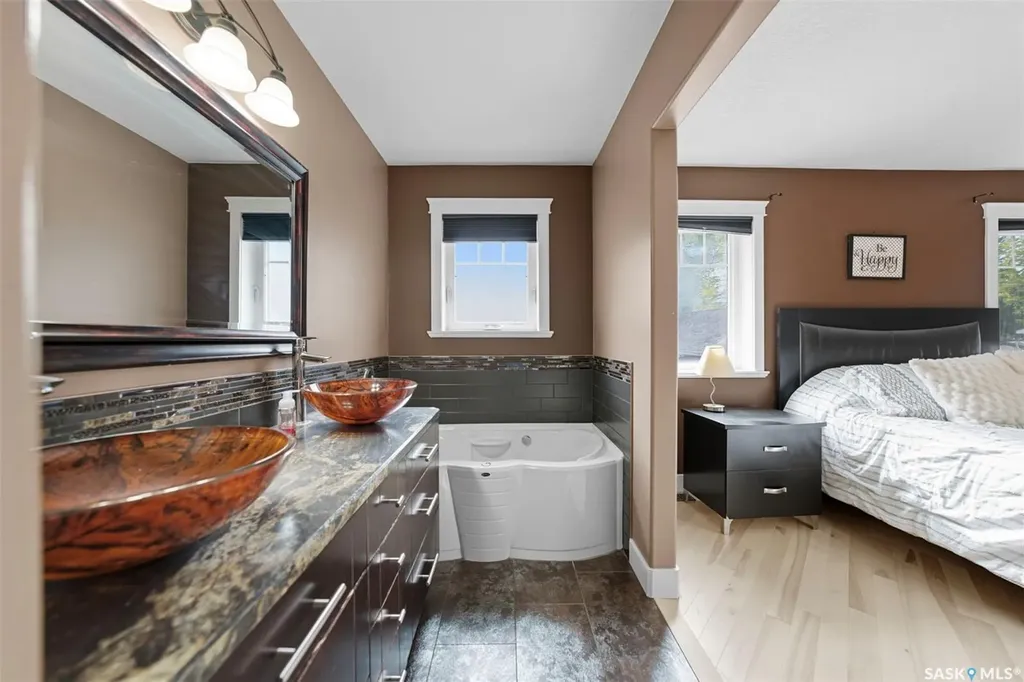 101 6th Avenue W Watrous SK S0K 4T0