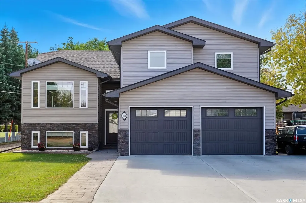 101 6th Avenue W Watrous SK S0K 4T0