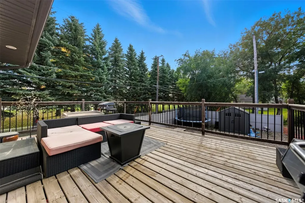 101 6th Avenue W Watrous SK S0K 4T0