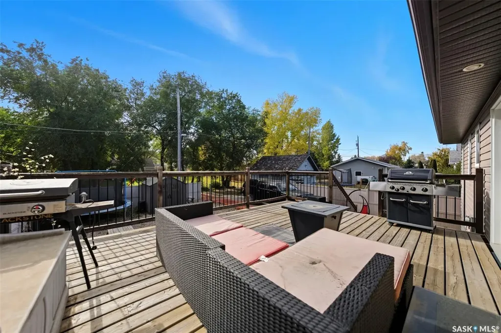 101 6th Avenue W Watrous SK S0K 4T0