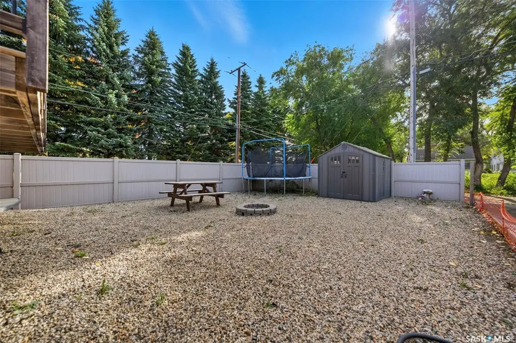 101 6th Avenue W Watrous SK S0K 4T0