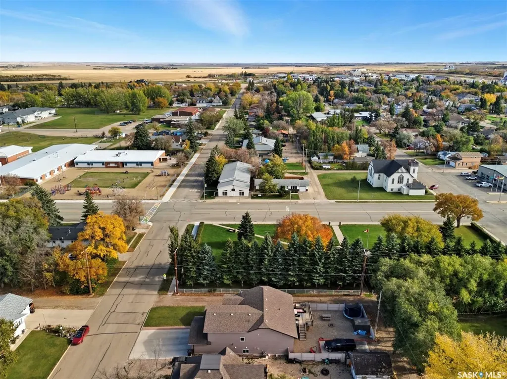 101 6th Avenue W Watrous SK S0K 4T0