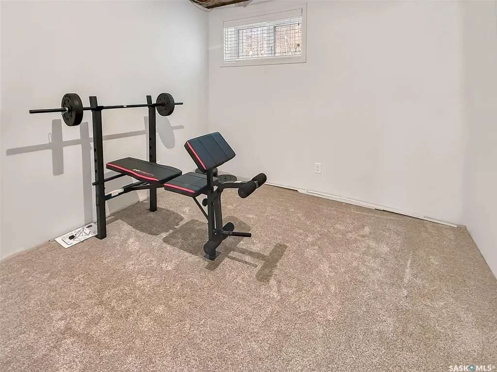 615 Hodgson Drive Swift Current SK S9H 0B4
