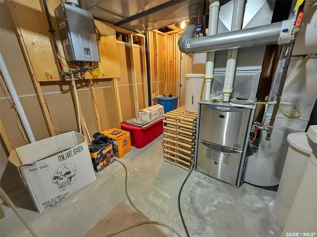 615 Hodgson Drive Swift Current SK S9H 0B4
