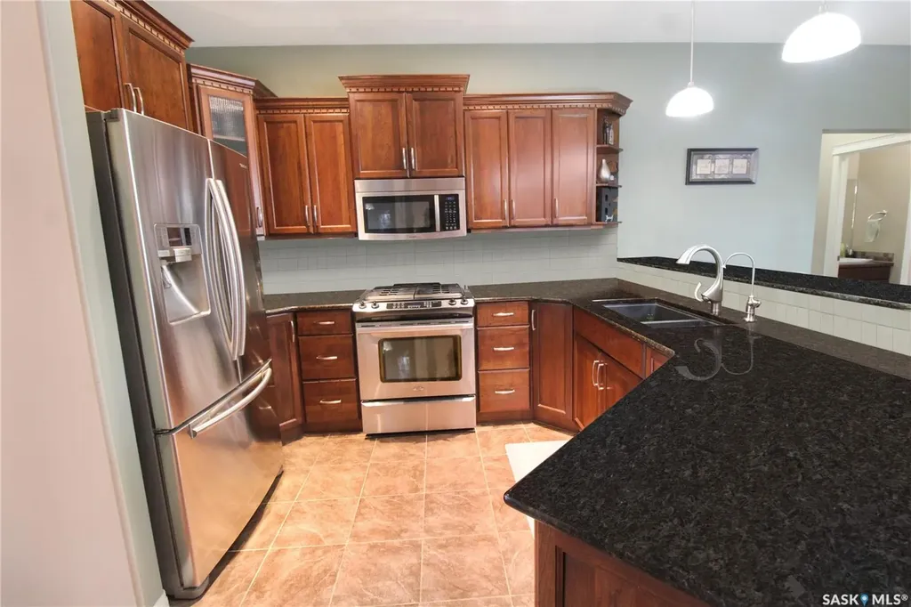 615 Hodgson Drive Swift Current SK S9H 0B4