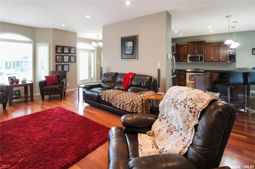 615 Hodgson Drive Swift Current SK S9H 0B4