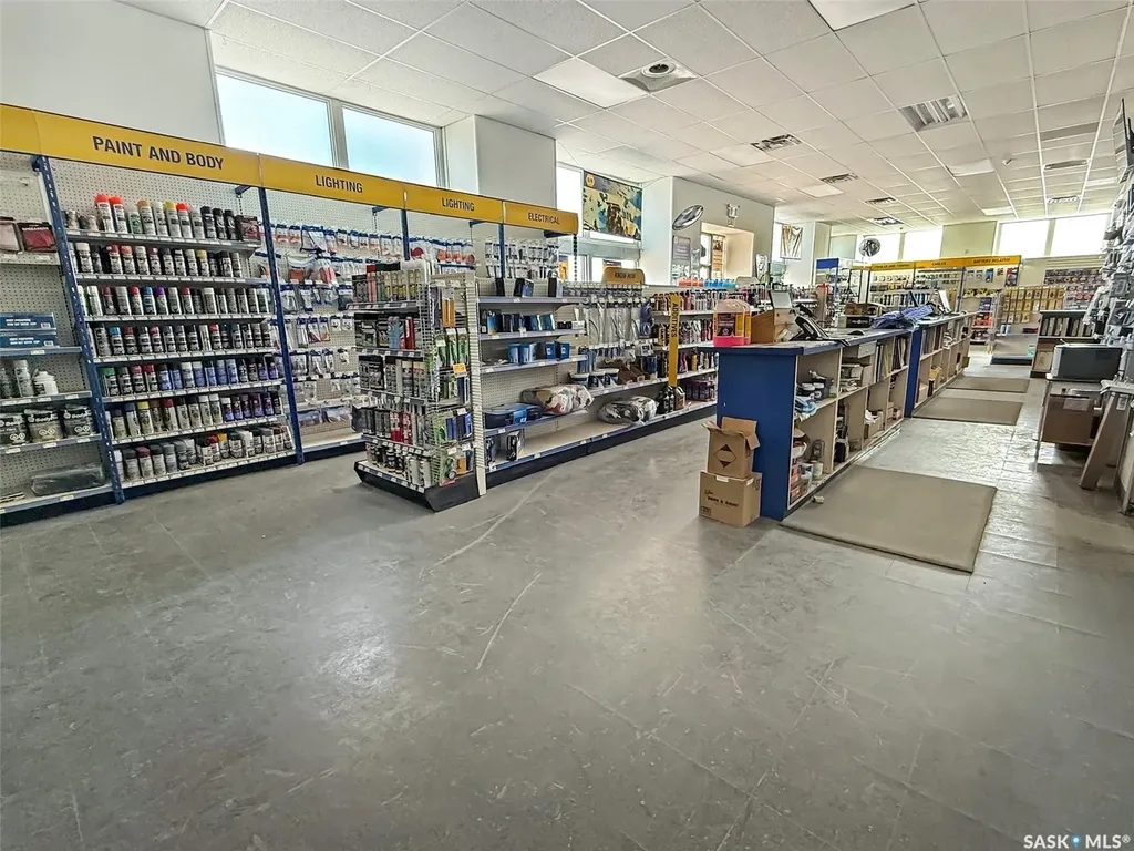 131 Cheadle Street W Swift Current SK S9H 0M6