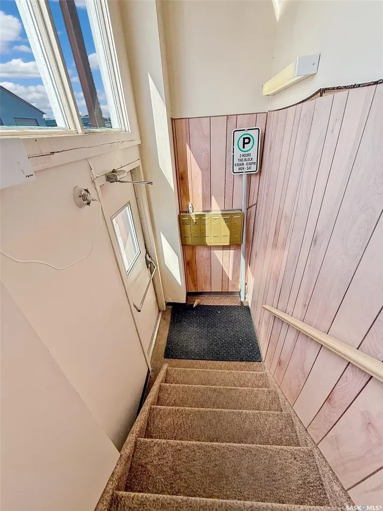 131 Cheadle Street W Swift Current SK S9H 0M6
