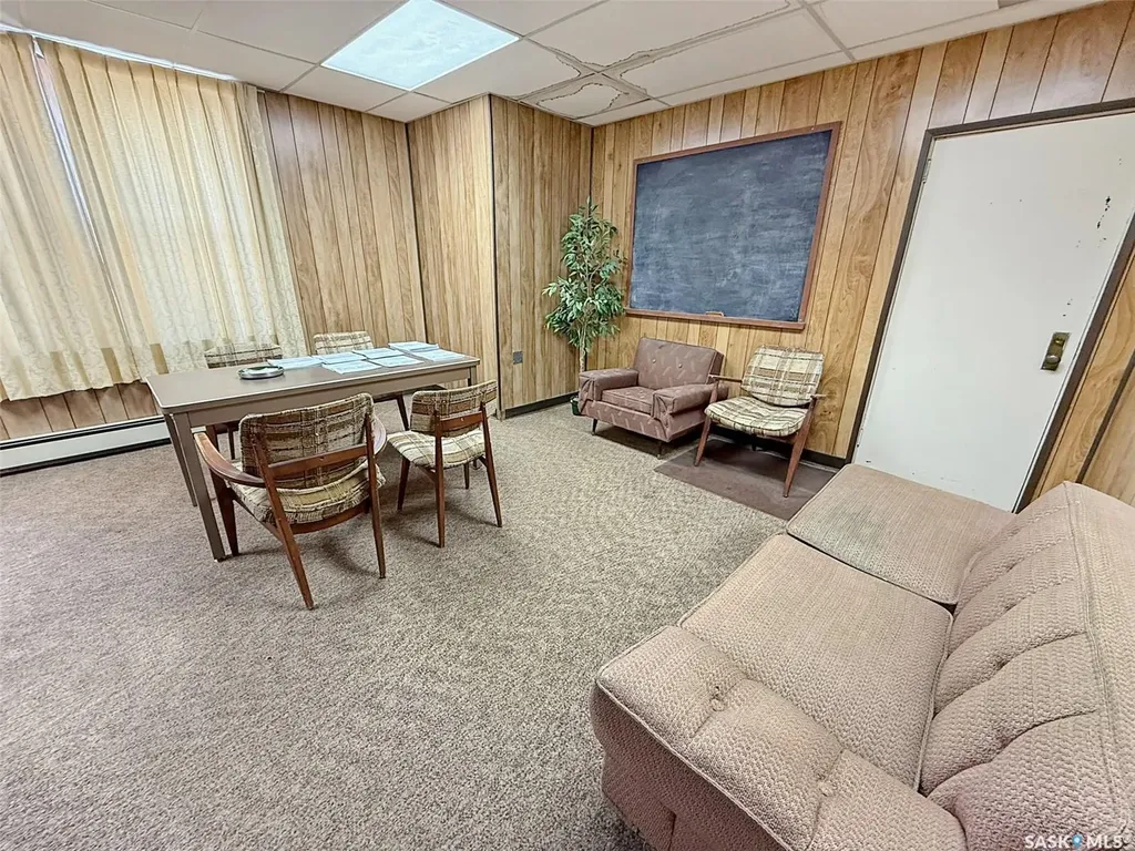 131 Cheadle Street W Swift Current SK S9H 0M6