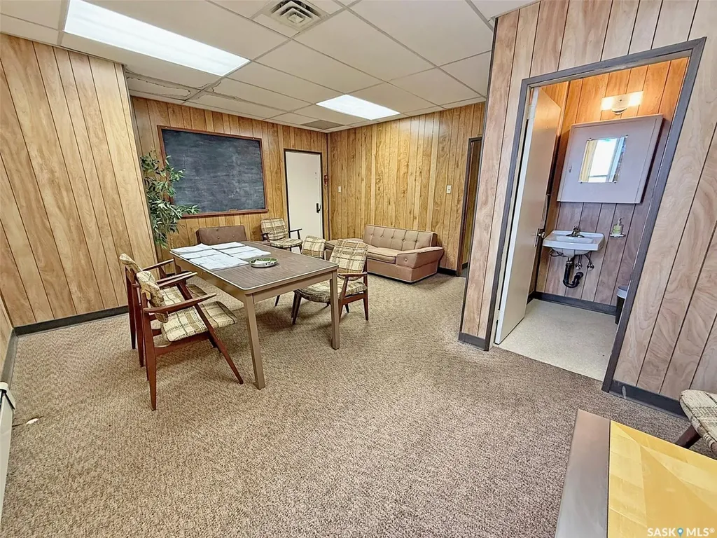 131 Cheadle Street W Swift Current SK S9H 0M6