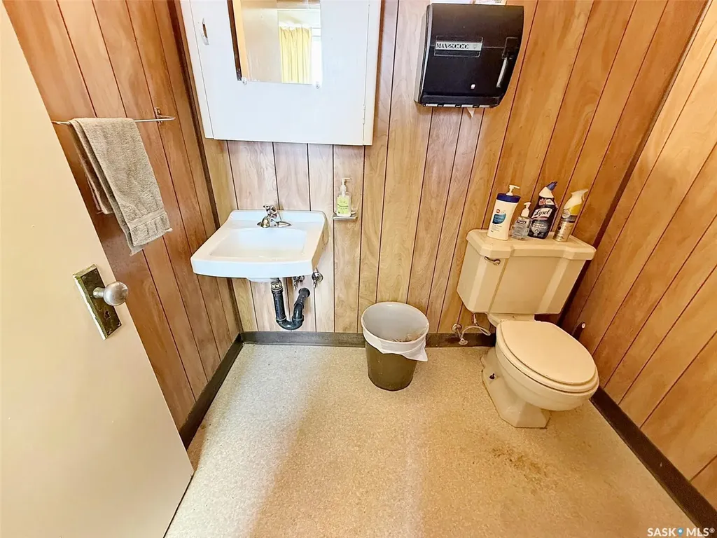 131 Cheadle Street W Swift Current SK S9H 0M6