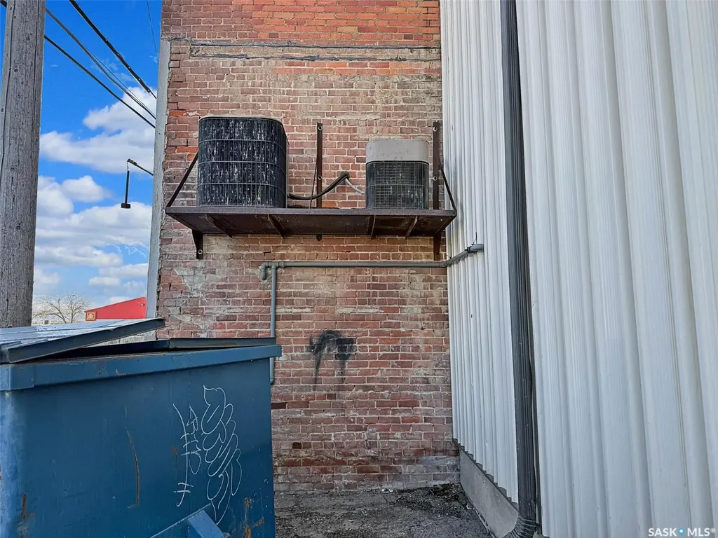 131 Cheadle Street W Swift Current SK S9H 0M6